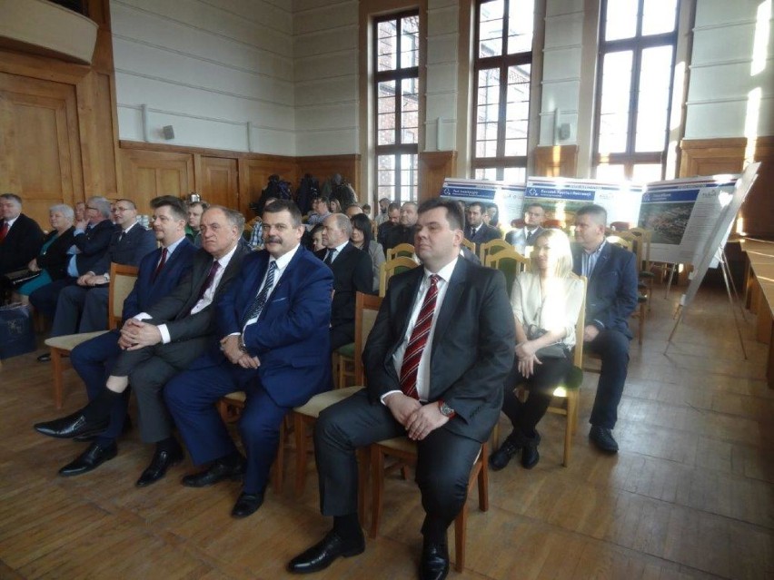 Honorowi krwiodawcy docenieni podczas rejonowej akademii w Malborku