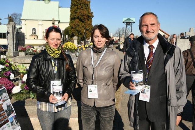 Wszystkich Świętych 2021 w Końskich. Zobacz zdjęcia ze zbiórki - więcej na kolejnych slajdach