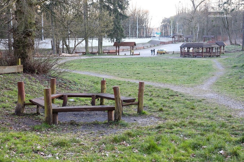 Bulwary, place zabaw, polany w Szczecinie. Mieszkańcy raczej unikają tych miejsc