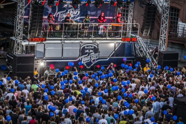 Red Bull Tour Bus w Szczecinie: Brodka na dachu autobusu [wideo]