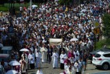 Tłumy wiernych na centralnej procesji Bożego Ciała w Poznaniu. Zobacz zdjęcia z drona!
