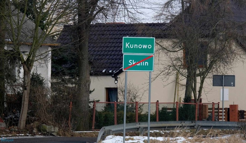 W powiecie stargardzkim, w gminie Kobylanka, nad Miedwiem, przy ujściu wód Rowu Kunowskiego, jest wieś Kunowo