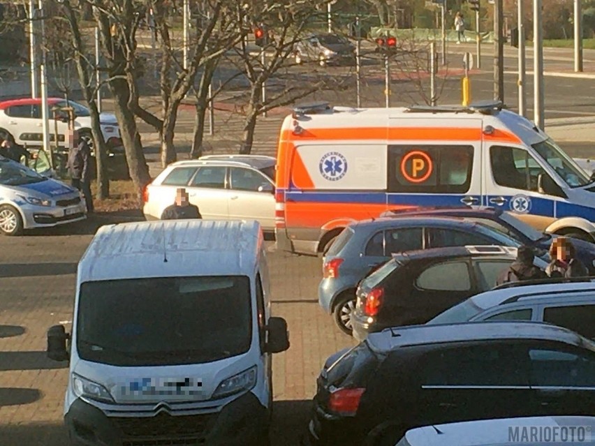 Wypadek na Niemodlińskiej na Zaodrzu.  Policja ustala teraz...