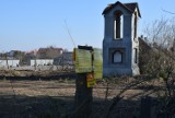 Hospicjum w Rzekuniu powstaje na terenie starego cmentarza. Wykopano ludzkie kości. Prace zostały wstrzymane. 31.03.2022