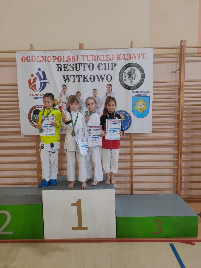 Zawodnicy Pleszewskiego Klubu Karate wrócili z Witkowa z 10...