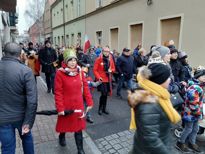 LESZNO. Tłumy na ulicach, piękny orszak i wzruszające widowisko [ZDJĘCIA]