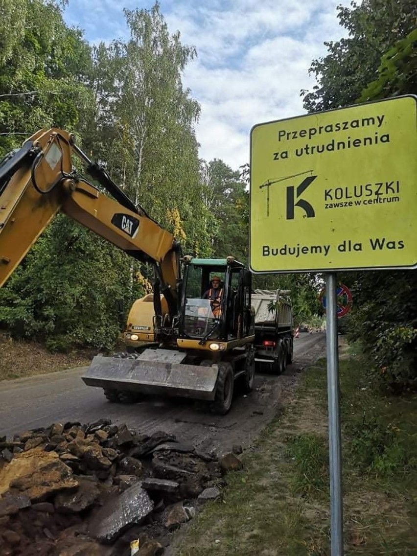 Prace remontowe na ul. Naftowej w Koluszkach. Droga będzie jednym z objazdów na czas budowy wiaduktu