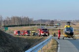 Wypadek w Lubczu niedaleko Żnina. Zginął motocyklista, który uderzył w barierę ochronną