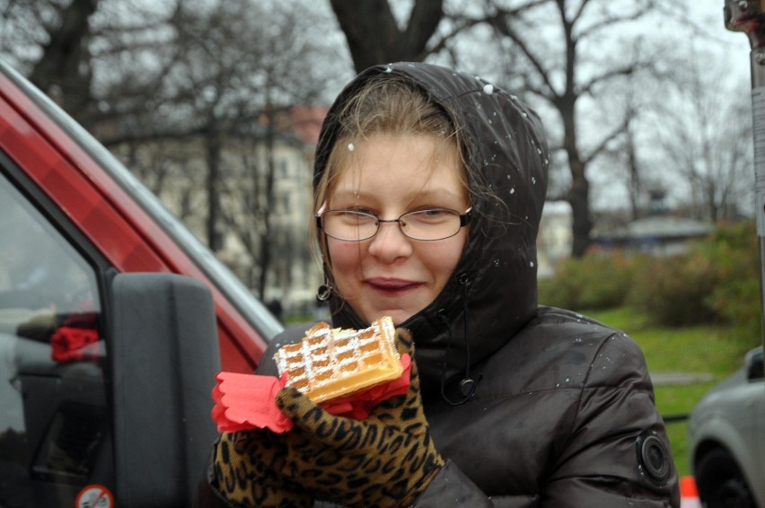 Kraków: gofry za słodkie gesty! [NOWE ZDJĘCIA]