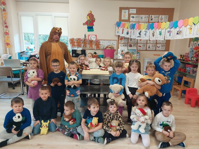 Dzień Pluszowego Misia u przedszkolaków z Brąszewic i Sieradza