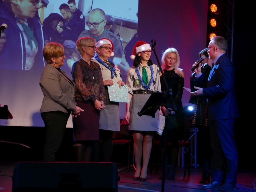  III Mikołajkowy Koncert Charytatywny "Betlejemskie Światło Pokoju" w Żninie [zdjęcia, wideo] 