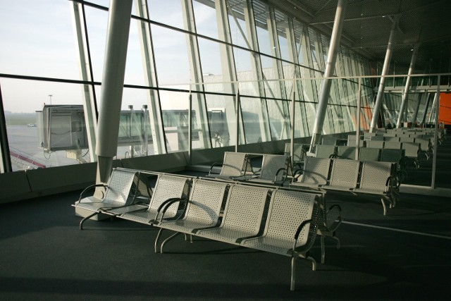 Lotnisko Chopina zostało wyróżnione m.in. za ławki bez podłokietników