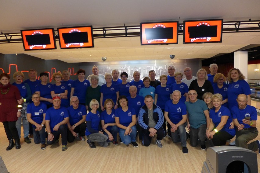 W Suwałkach odbył się turniej bowlingowy seniorów. Zobaczcie jak świetnie im szło (zdjęcia) 
