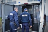 Tczew: pijany 29-latek pobił SOK-istów, ukradł im pałkę i chciał zaatakować policjantów