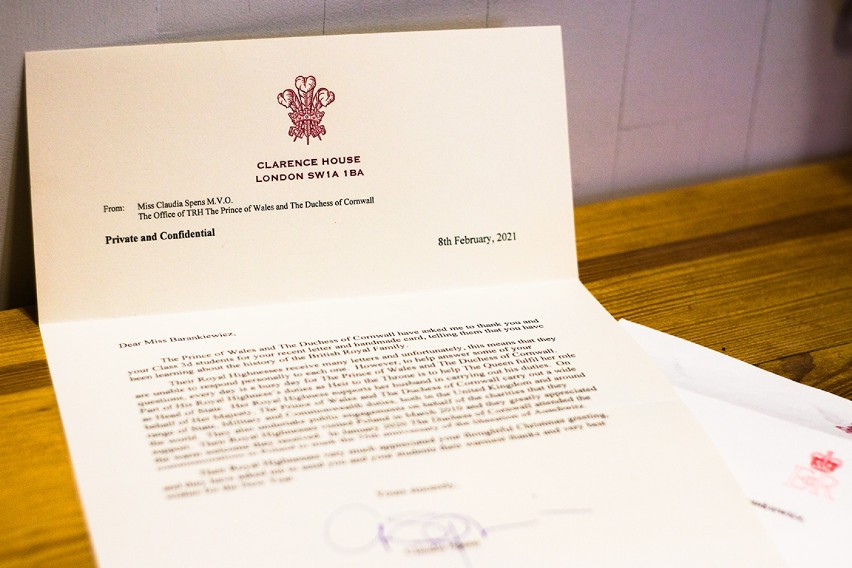 Uczniowie darłowskiej SP nr 3 otrzymali list od książęcej pary z Londynu