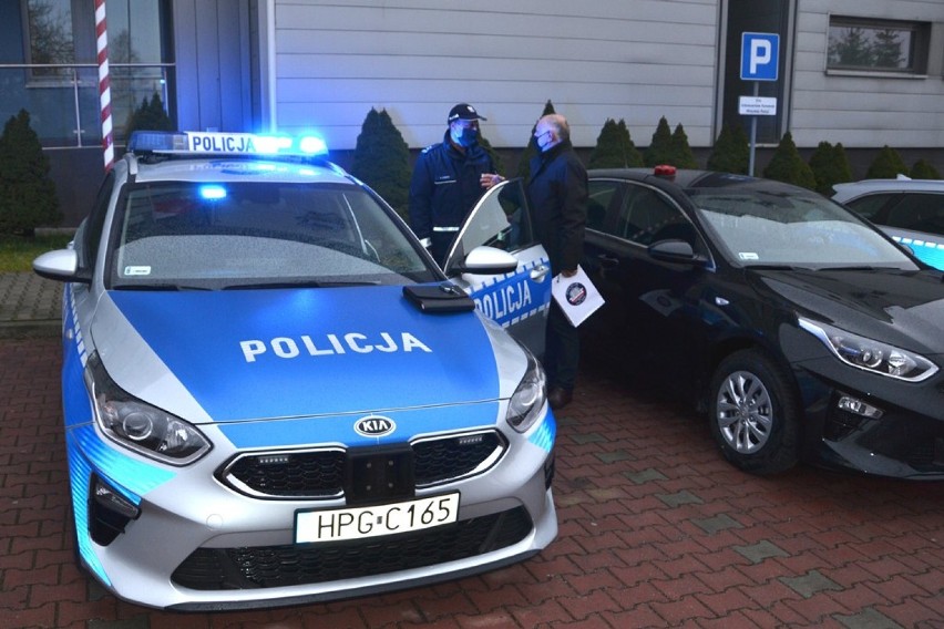 Nowy Sącz. Komenda Miejska Policji wzbogaciła swoją flotę o trzy nowe radiowozy [ZDJĘCIA]