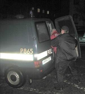 Zatrzymanie policjanta, sprawcy wypadku w Tychach. Fot. Leszek Sobieraj