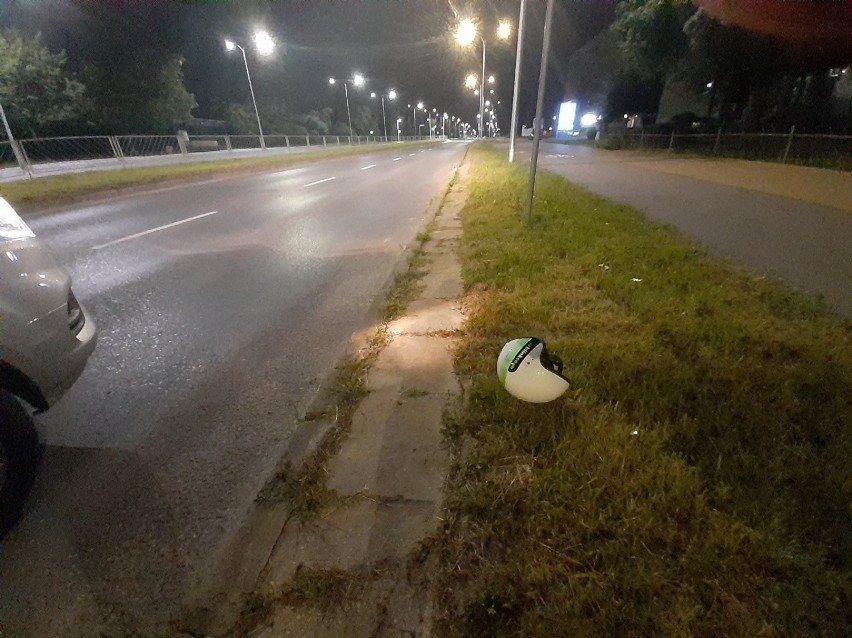Nocny rajd skuterem po Kielcach. Zawodowy kierowca pijany a maszyna zaczęła się... rozpadać (ZDJĘCIA)
