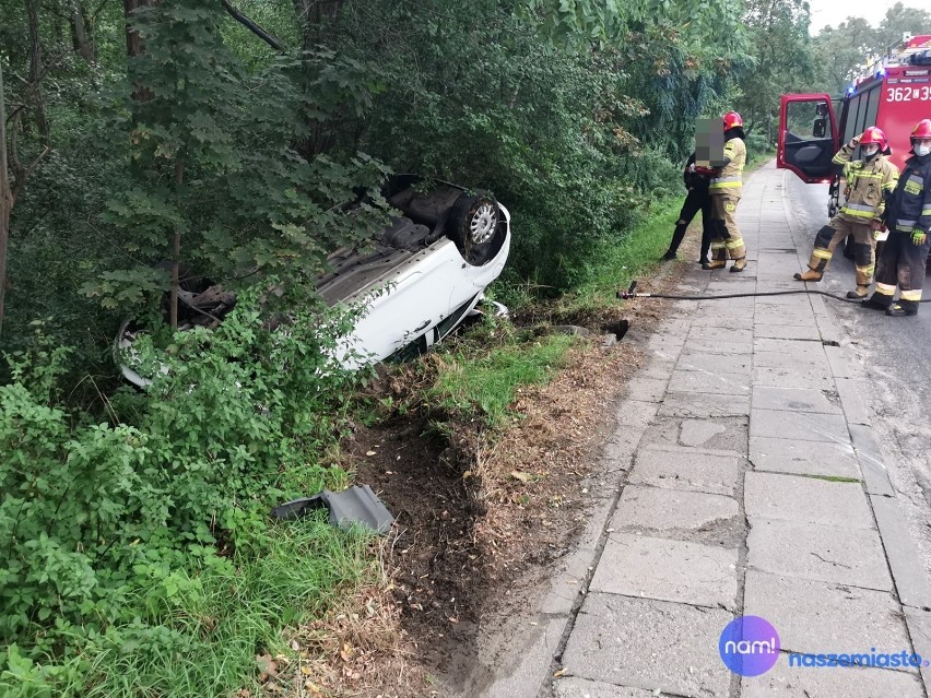 Kierowca opla jadąc ulicą Lipnowską zjechał na przeciwległy...