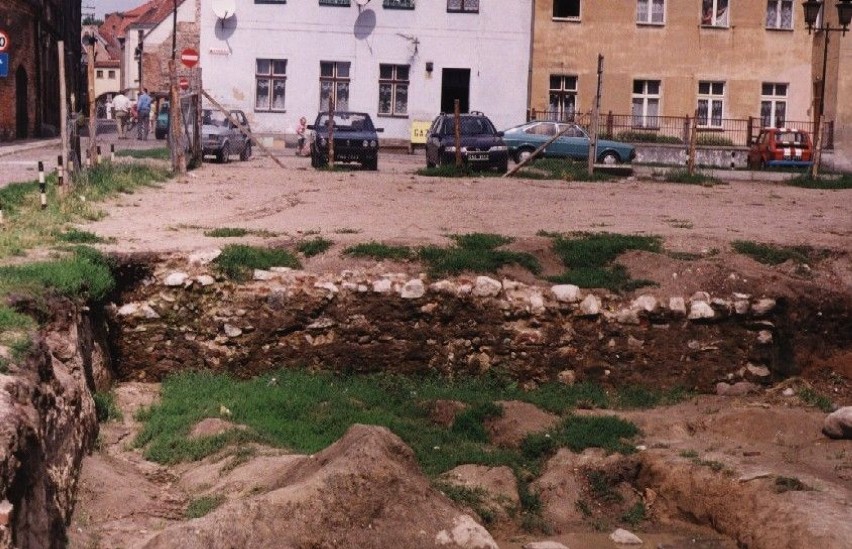 Rys. 35. Wykop archeologiczny przy ul. Wodnej. Zdjęcie po zakończeniu eksploracji.