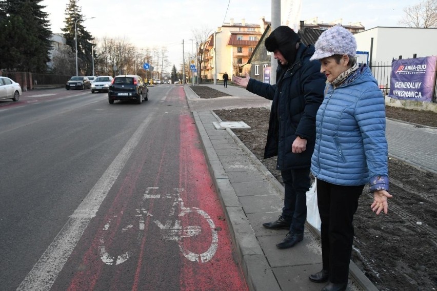 Fuszerka na wyremontowanej ulicy w Kielcach. Po kilku tygodniach spłynęła farba [ZDJĘCIA] 