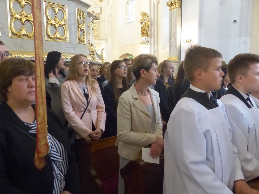 Uroczystość sakramentu bierzmowania w Złoczewie. Rok 2018.