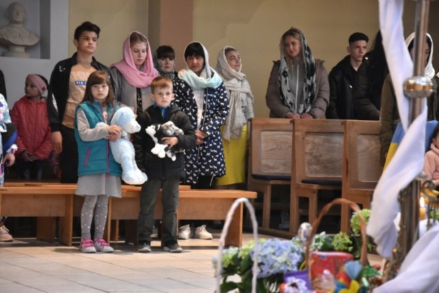 Wielkanoc prawosławna 2022 w kościele Zesłania Ducha Świętego w Malborku.