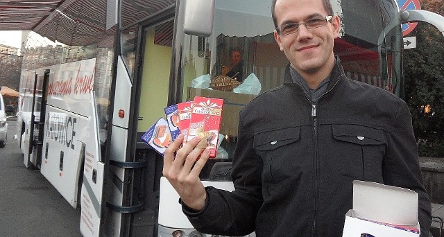 Tomasz Kosman oddaje krew w Katowicach. Dostał więc czekolady Union Chocolate