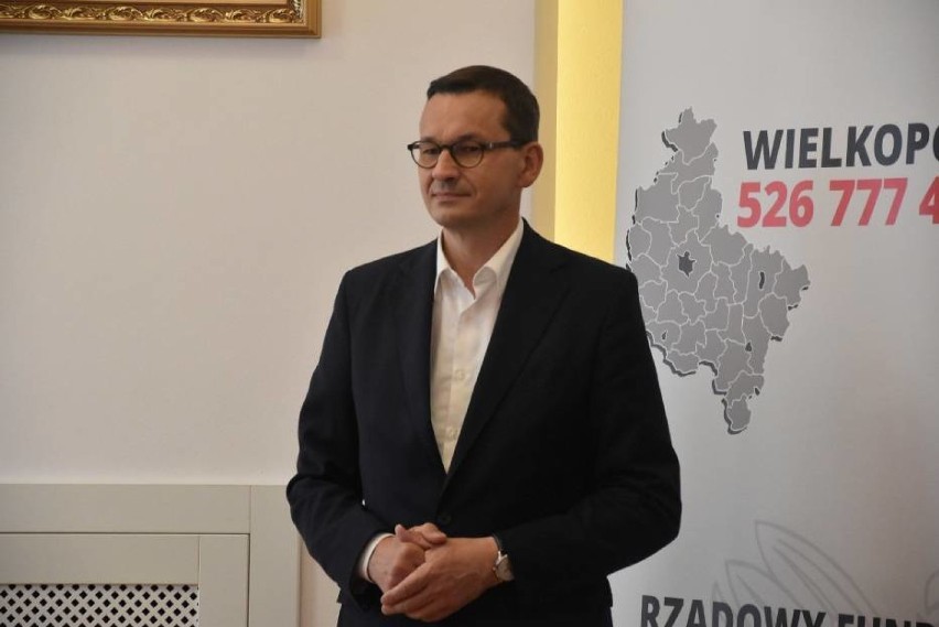 Premier Mateusz Morawiecki wręczył czeki. Na co samorządowcy chcą je przeznaczyć? 