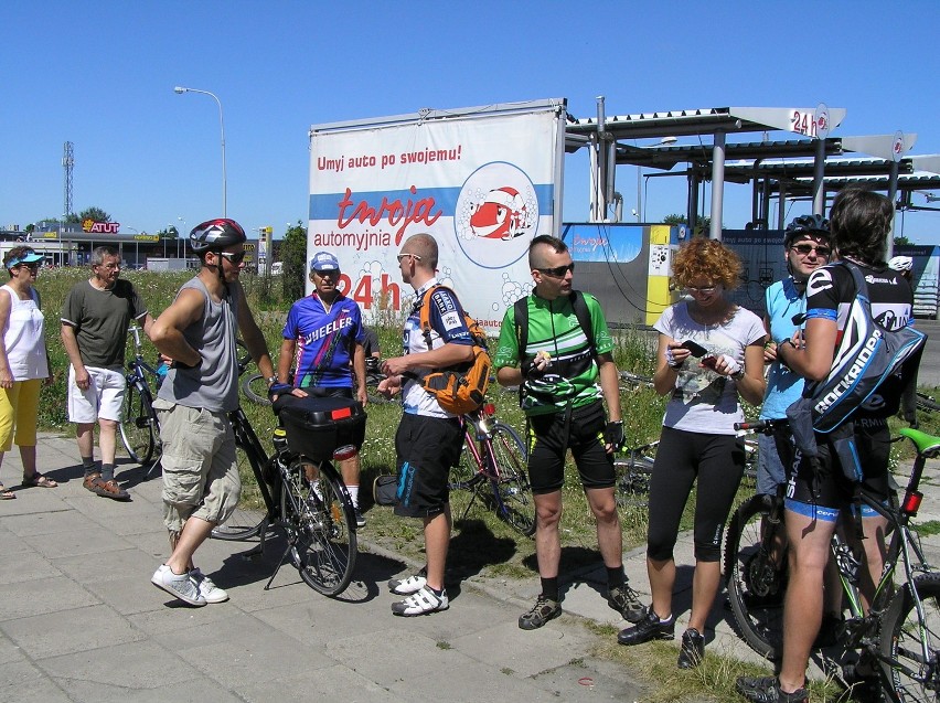 Fotopiknik rowerowy na Rudzie Pabianickiej
Foto-piknik...