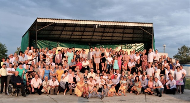 170 osób wzięło udział w I Zjeździe Rodziny Tomczyków w Goliszewie