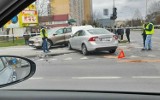 Dwie kraksy na drogach w Stalowej Woli. Policja apeluje o ostrożność