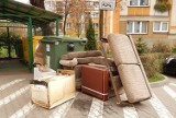 Masz starą wersalkę lub niepotrzebne meble? 1 sierpnia rusza zbiórka odpadów wielkogabarytowych w Legnicy