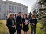 Strajk nauczycieli w Tomaszowie Maz. Radni miejscy chcą sesji nadzwyczajnej w sprawie strajku [ZDJĘCIA, FILM]