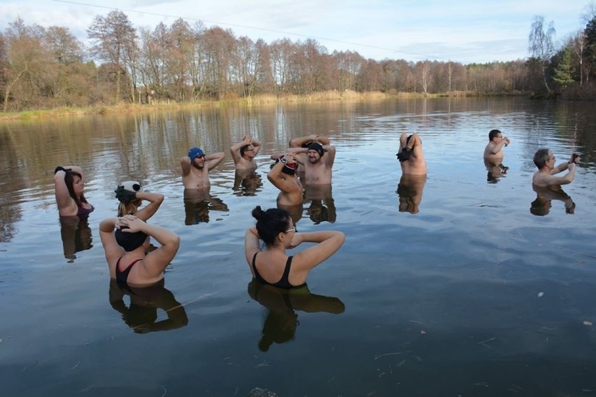 Zawierciański Klub Morsa rozpoczął kolejny sezon ZDJĘCIA