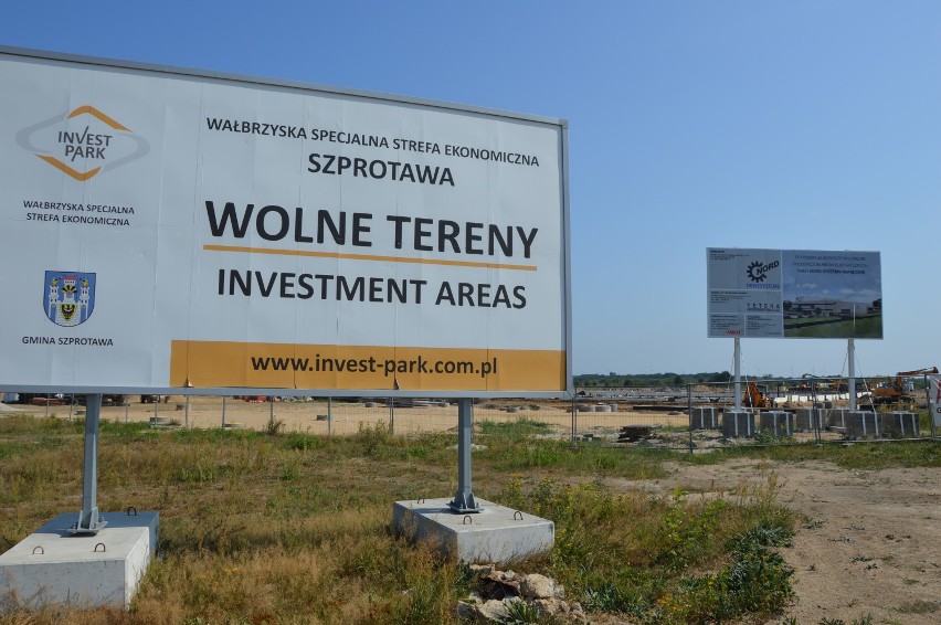Rosną dwa nowe zakłady na byłym lotnisku w Szprotawie. Będzie praca [ZDJĘCIA, WIDEO]