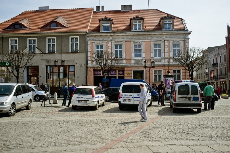 Piotr Ś. czyściciel kamienic okupuje kamienicę w Gnieźnie