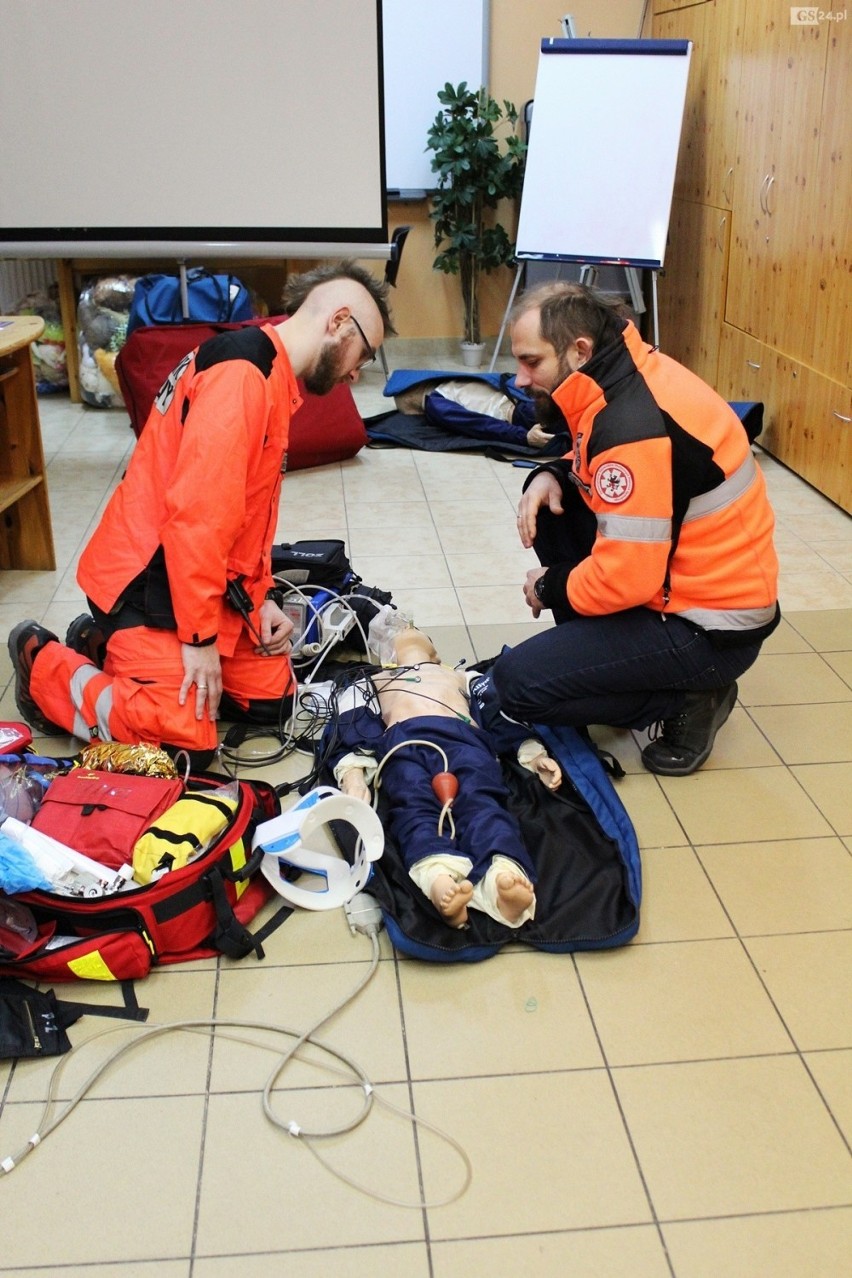 Ratownicy medyczni jadą na mistrzostwa. Tak się szkolą [ZDJĘCIA] 