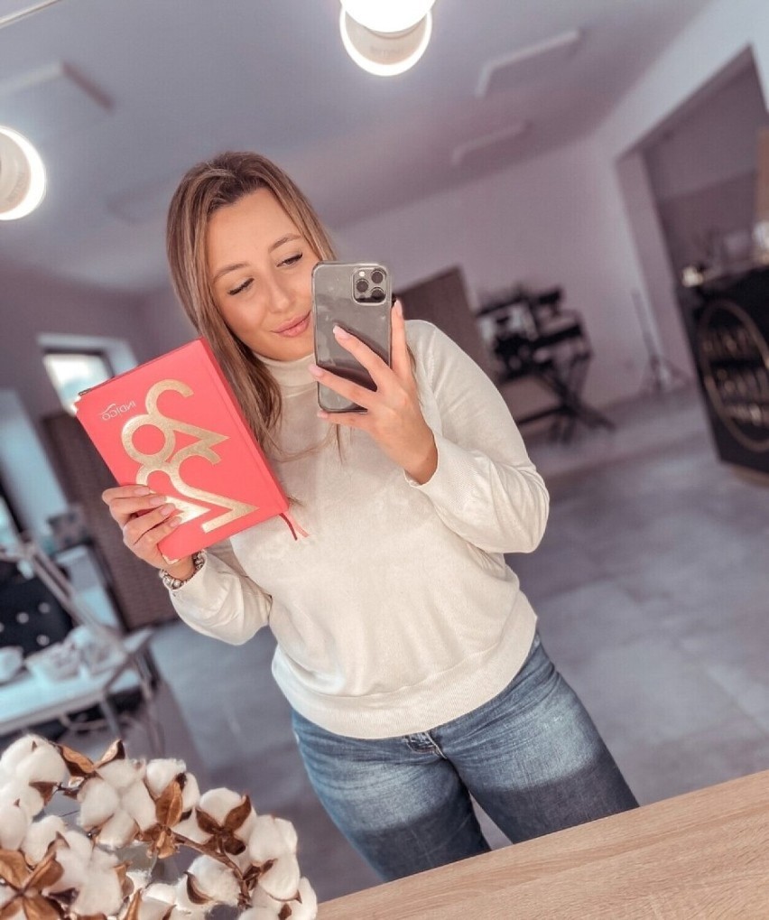 Weronika Dybek,  Manicure & Makeup, Wieruszów - Kategoria:...