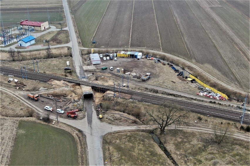 Rozpoczęła się przebudowa mostów i wiaduktów na CMK w Solcu, Budkowie i Stawowicach ZDJĘCIA