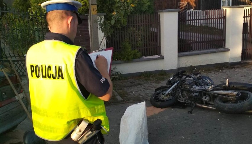 Wypadek na ul. św. Rocha w Radomsku. Motocyklista ciężko ranny. Ma zakaz kierowania pojazdami [ZDJĘCIA]