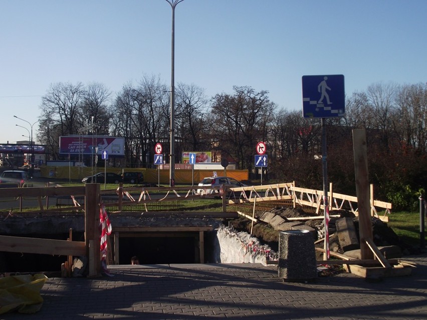 Trwają prace przy przejściu podziemnym w Centrum