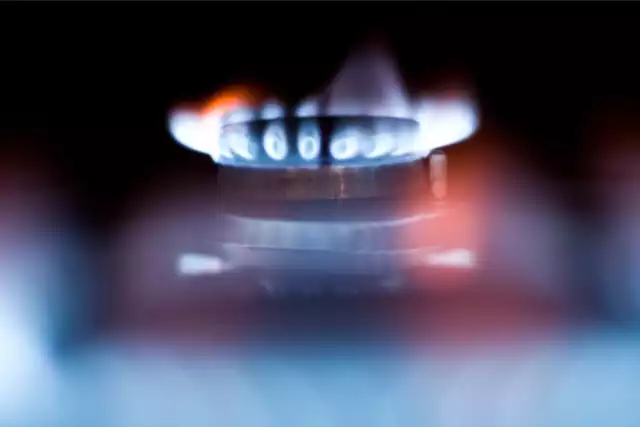 -Nowa taryfa dla PGNiG Obrót Detaliczny jest trzecią kolejną zatwierdzoną przez regulatora obniżką cen gazu dla odbiorców w gospodarstwach domowych- tłumaczy prezes URE.