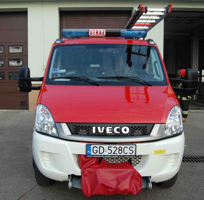 Nowy samochód malborskich strażaków