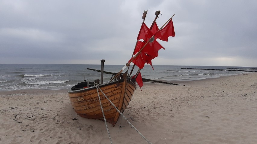 Bałtyk w maju, choć jeszcze lodowaty, zachwyca [ZDJĘCIA]