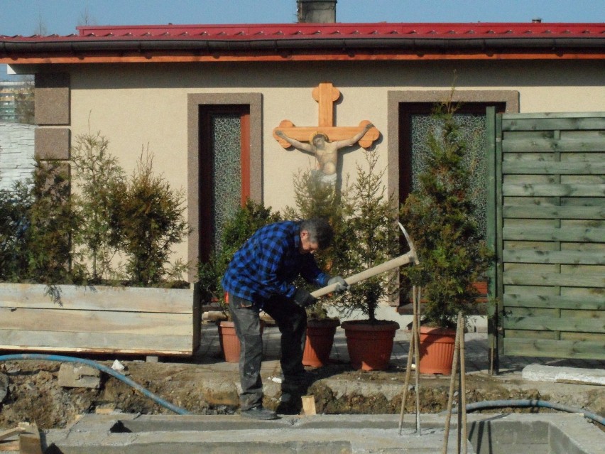 Ruszyła budowa budynku przedpogrzebowego z kaplicą i prosektorium przy cmentarzu na ul. Nowej