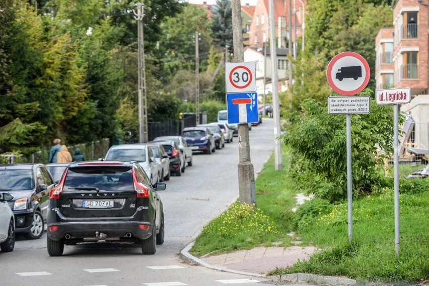 Powołano Komitet na rzecz ul. Legnickiej. Mieszkańcy kierują pismo do Urzędu Miasta i składają propozycję poprowadzenia alternatywnej drogi