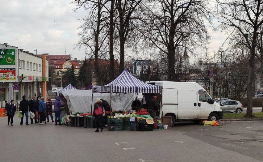 Koronawirus, Piotrków. Kupcy i przedsiębiorcy apelują do prezydenta Piotrkowa o zawieszenie czynszów AKTUALIZACJA