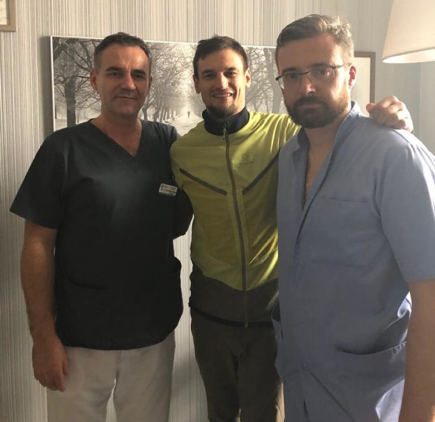 Himalaista Adam Bielecki wraca do zdrowia po operacji w ostrowskim szpitalu