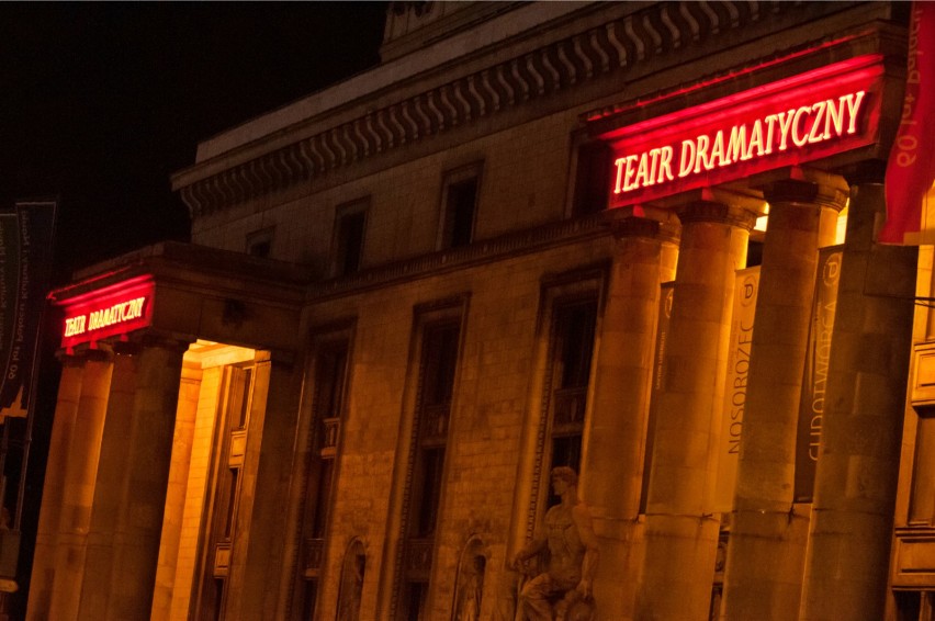 Pałac Kultury zostanie podświetlony w barwach Francji na...